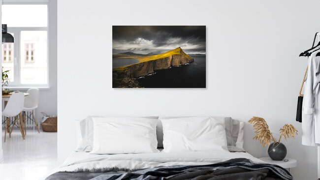 Sørvágsvatn auf den Färöer-Inseln, Färöer Inseln – Fotokunst von Eva Stadler als Poster oder Acrylglasbild