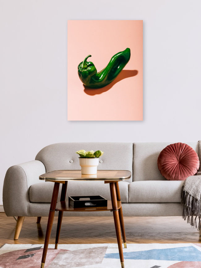 Green Pepper, Frankreich – Fotokunst von Stéphane Dupin als Poster oder Acrylglasbild