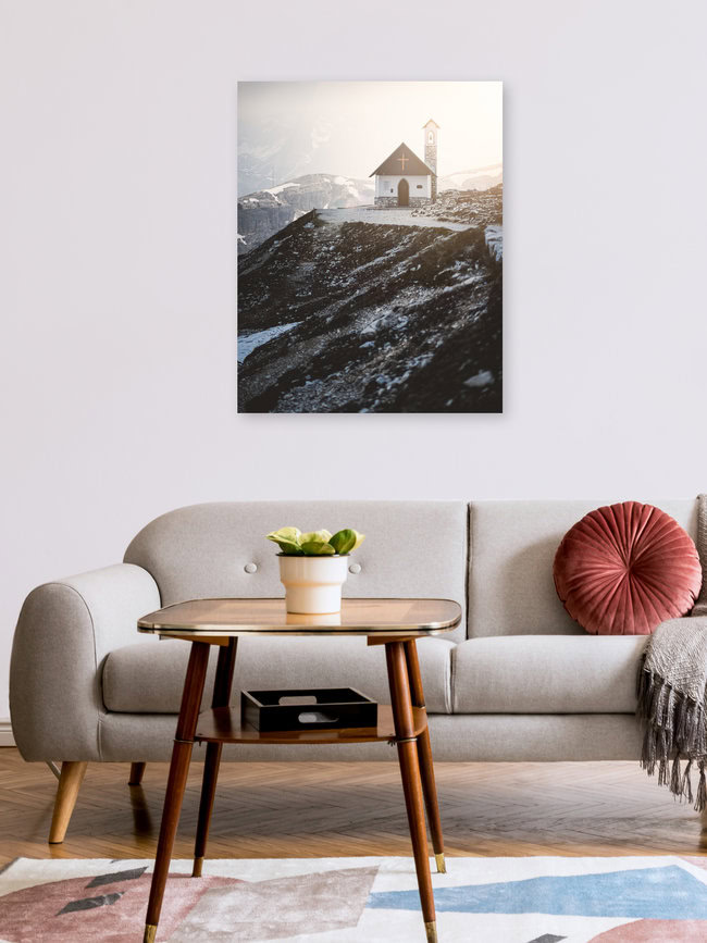 Lonely church for a lonely person., Italien – Fotokunst von Christian Becker als Poster oder Acrylglasbild