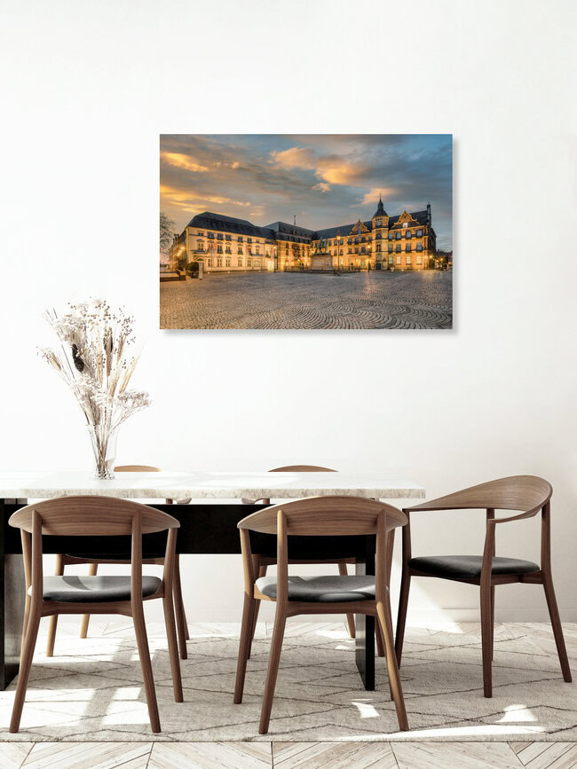 Rathaus und Marktplatz in Düsseldorf, Deutschland – Fotokunst von Michael Valjak als Poster oder Acrylglasbild