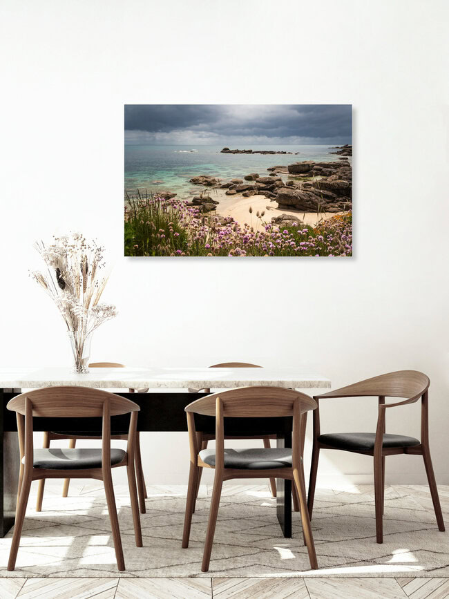Stilles Glück am Meer, Frankreich – Fotokunst von Monika Schwager als Poster oder Acrylglasbild