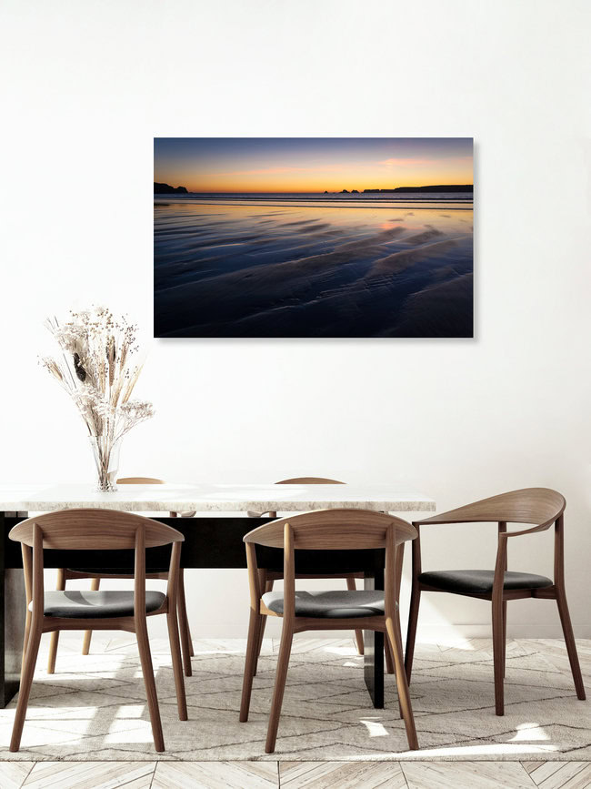 Farbige Zeit am Meer, Frankreich – Fotokunst von Monika Schwager als Poster oder Acrylglasbild