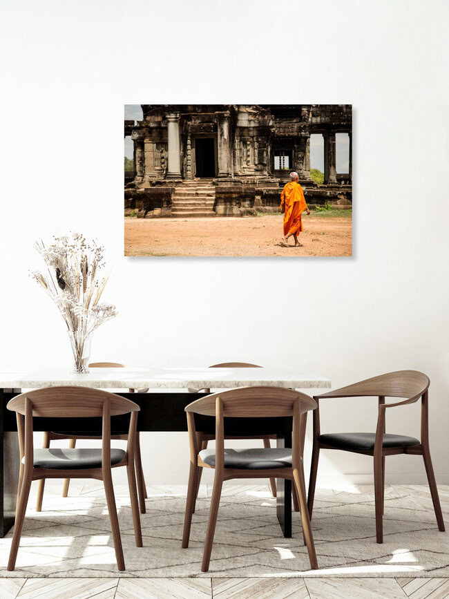 Mönch bei Angkor Wat, Kambodscha – Fotokunst von Steffen Rothammel als Poster oder Acrylglasbild