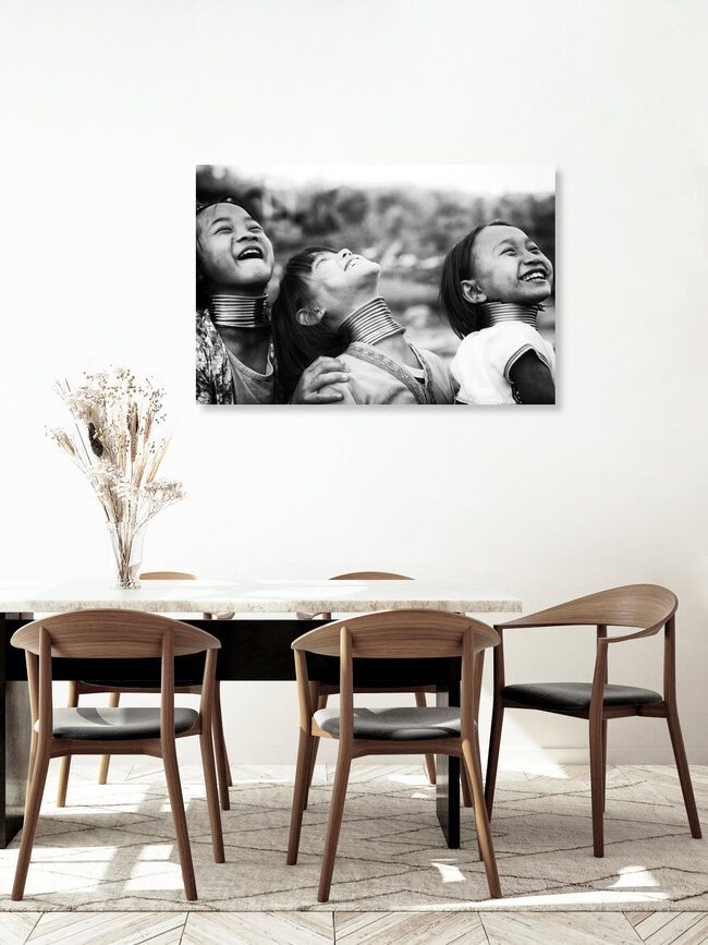 Longneck girls, Afghanistan – wall art by Ingetje Tadros as Poster or Acrylic Glass Print