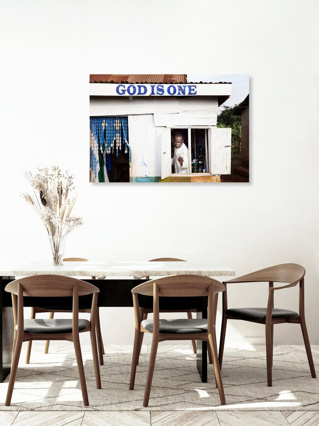 God is one, Uganda – Fotokunst von Victoria Knobloch als Poster oder Acrylglasbild