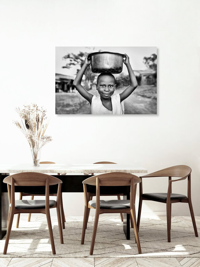 Mädchen in Mafubira, Uganda – wall art by Victoria Knobloch as Poster or Acrylic Glass Print