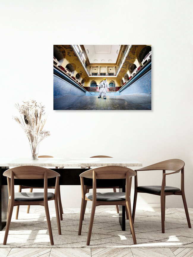 Protestonaut Schwimmbad, Deutschland – Fotokunst von Sophia Hauk als Poster oder Acrylglasbild