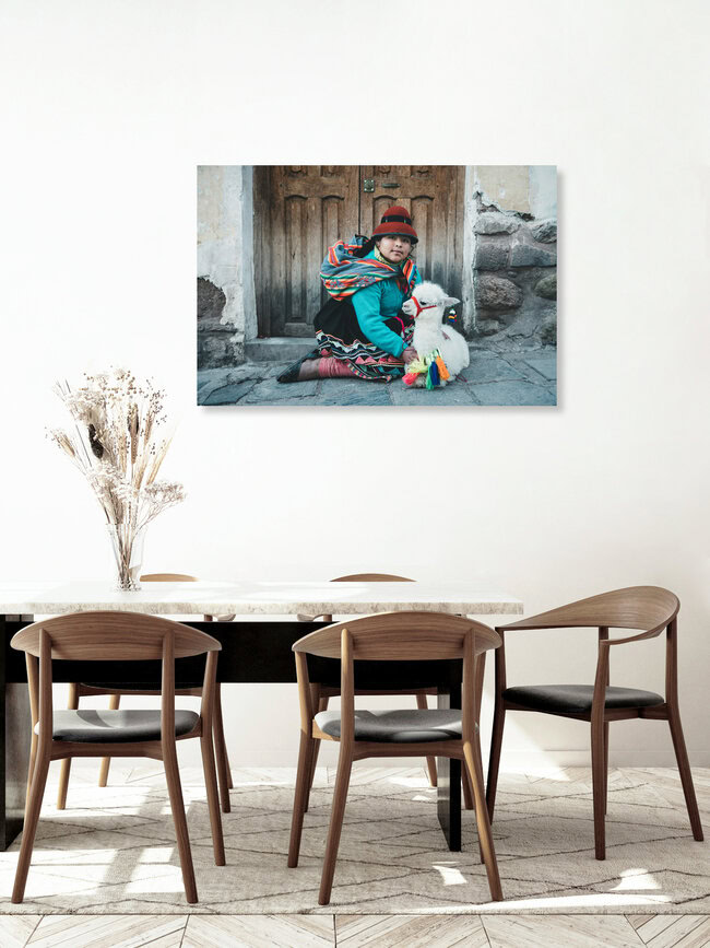 Peruvian Girl, Peru – wall art by Ueli Frischknecht as Poster or Acrylic Glass Print