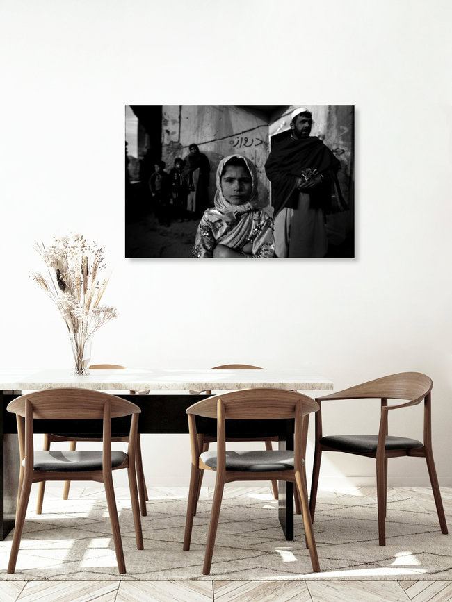 Afghan Family, Afghanistan – Fotokunst von Rada Akbar als Poster oder Acrylglasbild