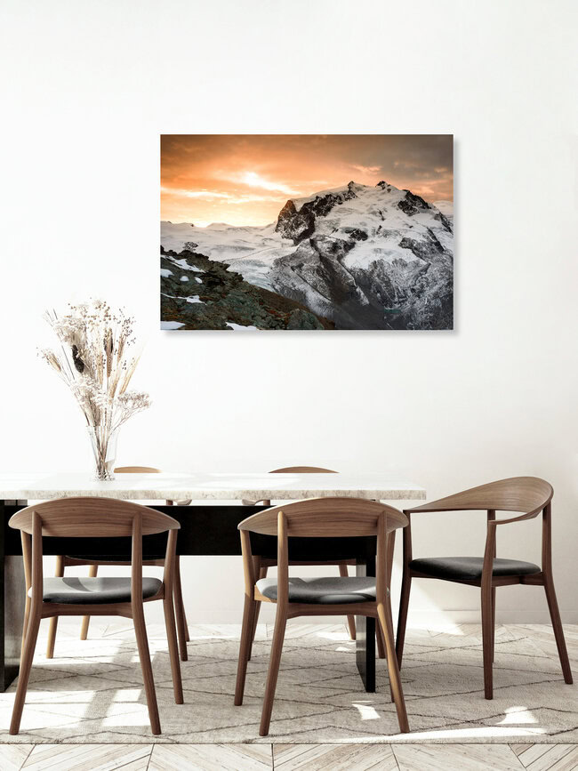 Monte Rosa bei Sonnenaufgang, Schweiz – Fotokunst von Peter Wey als Poster oder Acrylglasbild