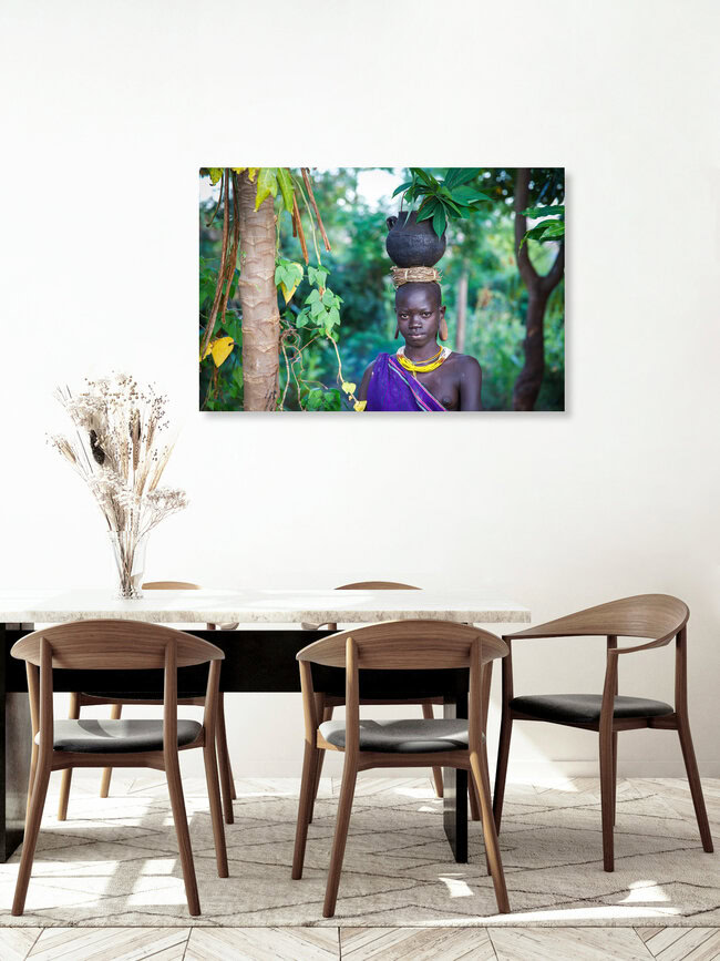 Suri Garden, Äthiopien – Fotokunst von Miro May als Poster oder Acrylglasbild