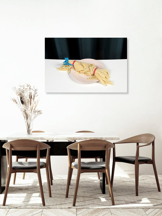 Blond Braid, Belgien – Fotokunst von Loulou von Glup als Poster oder Acrylglasbild