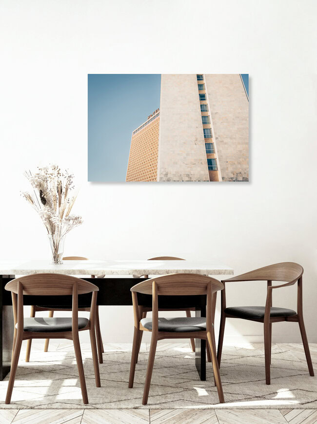 Sowjetische Architekturperle: Hotel Uzbekistan, Taschkent, Usbekistan – Fotokunst von Eva Stadler als Poster oder Acrylglasbild