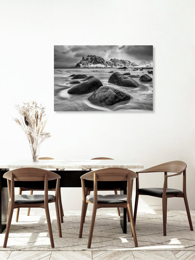 Uttakleiv, Lofoten, Norwegen – Fotokunst von Mikolaj Gospodarek als Poster oder Acrylglasbild