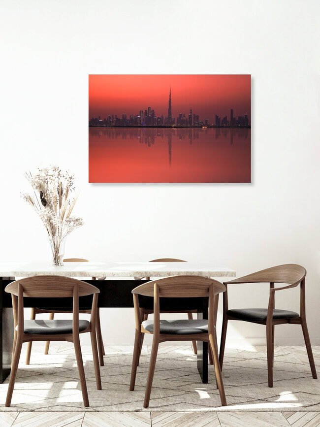 Dubai Skyline  , Vereinigte Arabische Emirate – Fotokunst von Jean Claude Castor als Poster oder Acrylglasbild
