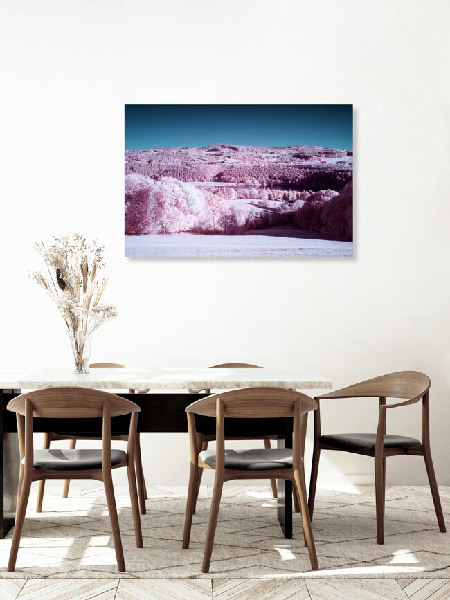 Pinke Landschaft, Deutschland – Fotokunst von Darius Ortmann als Poster oder Acrylglasbild