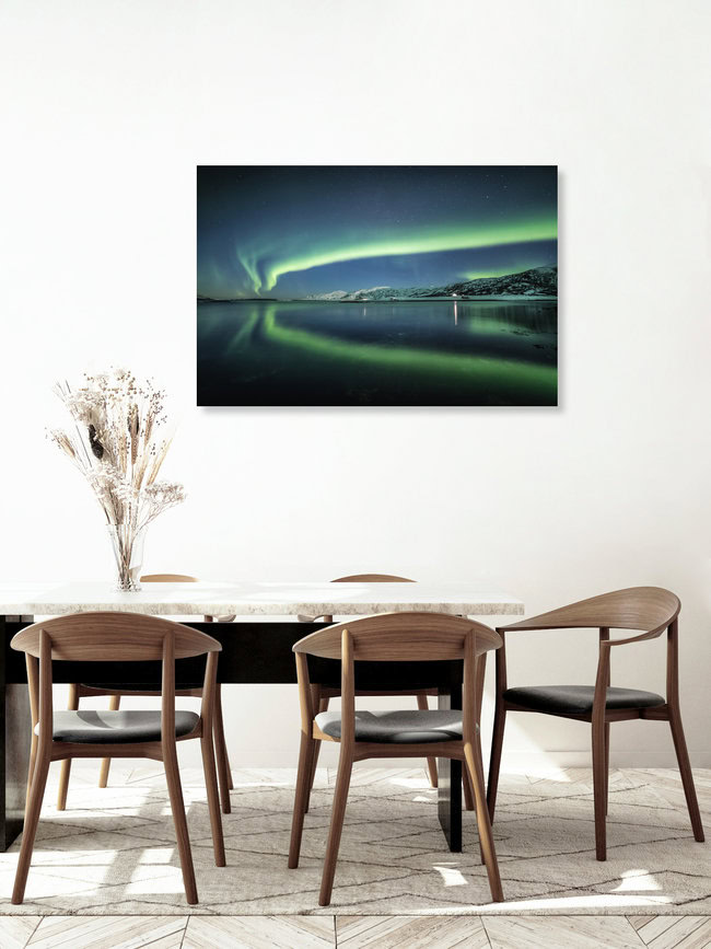 Arctic Reflection, Norwegen – Fotokunst von Sebastian Worm als Poster oder Acrylglasbild