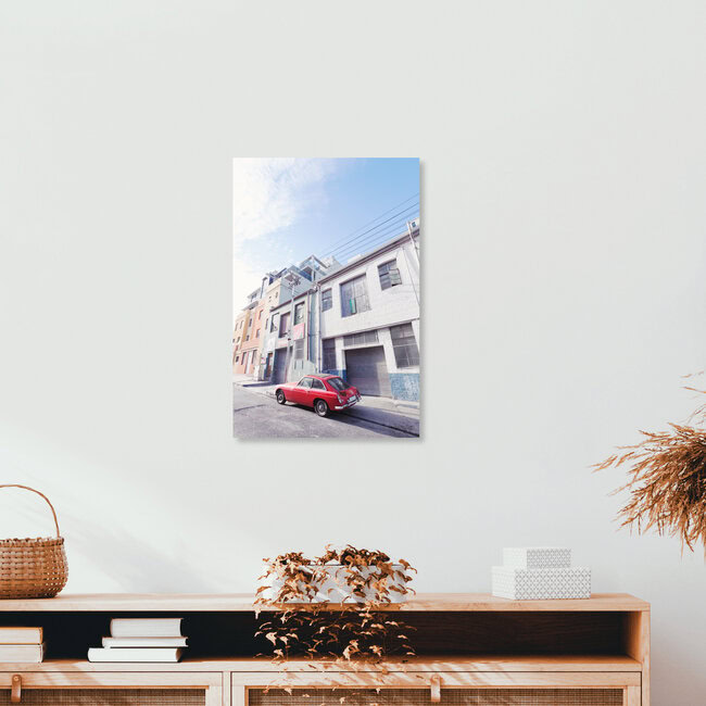 .za: red car, Südafrika – Fotokunst von Eva Stadler als Poster oder Acrylglasbild