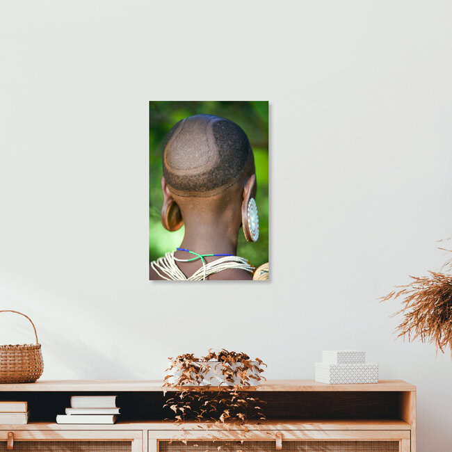 Hair Style, Äthiopien – Fotokunst von Miro May als Poster oder Acrylglasbild