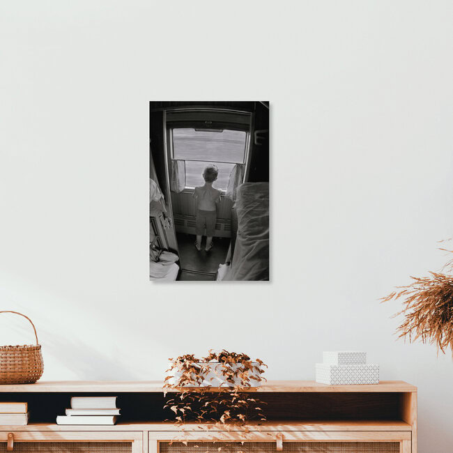 boy at the window, Russland – Fotokunst von Oleg Lulev als Poster oder Acrylglasbild