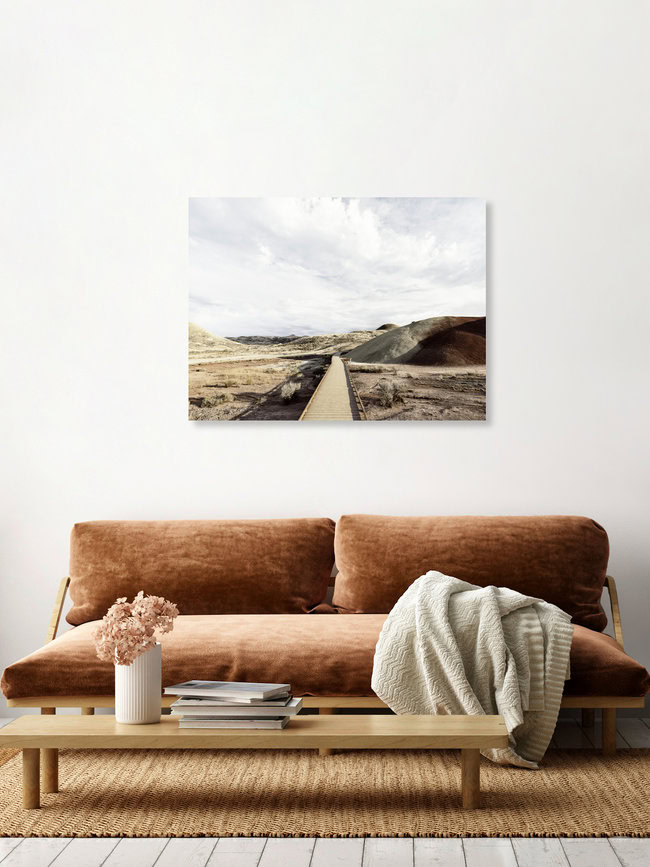 Painted Hills, Vereinigte Staaten – Fotokunst von Vera Mladenovic als Poster oder Acrylglasbild