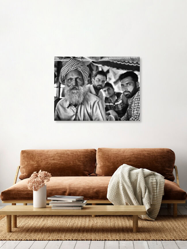 Simplicity, Indien – Fotokunst von Jagdev Singh als Poster oder Acrylglasbild