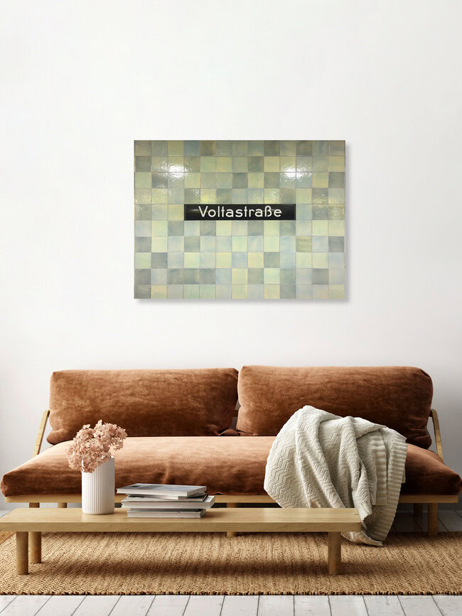 U-Bahnhof Voltastraße, Deutschland – Fotokunst von Claudio Galamini als Poster oder Acrylglasbild