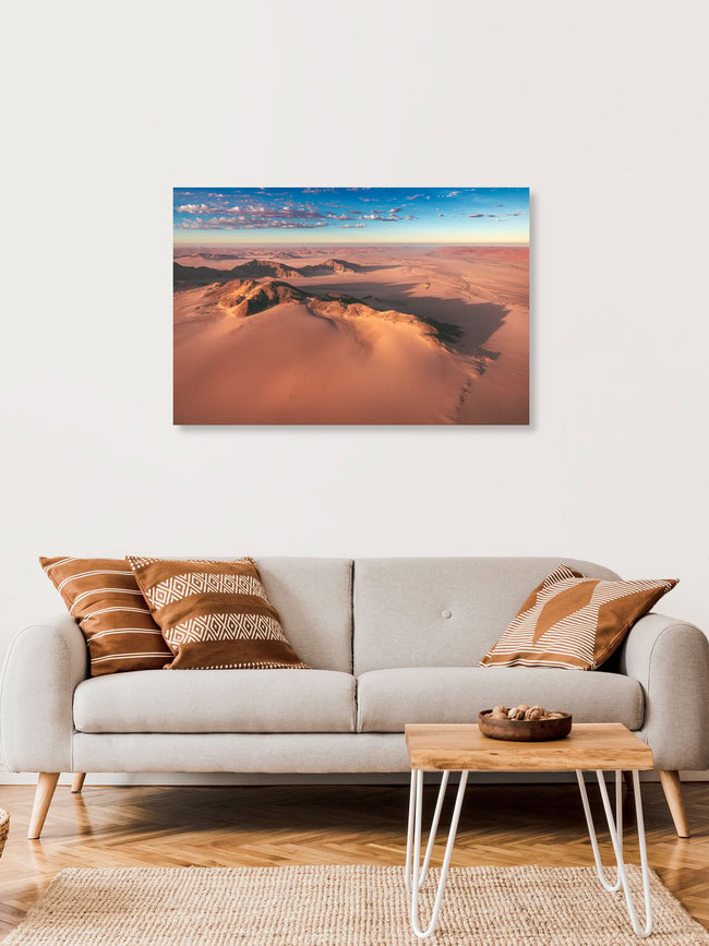Namibia Sossusvlei Wüste aus der Luft, Namibia – Fotokunst von Jean Claude Castor als Poster oder Acrylglasbild