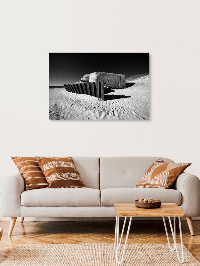 Bunker am Strand, Dänemark – Fotokunst von Holger Ostwald als Poster oder Acrylglasbild