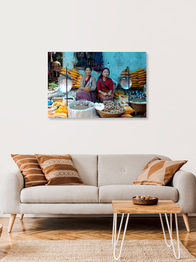 Mother and Daughter, Indien – Fotokunst von Florian Schmale als Poster oder Acrylglasbild