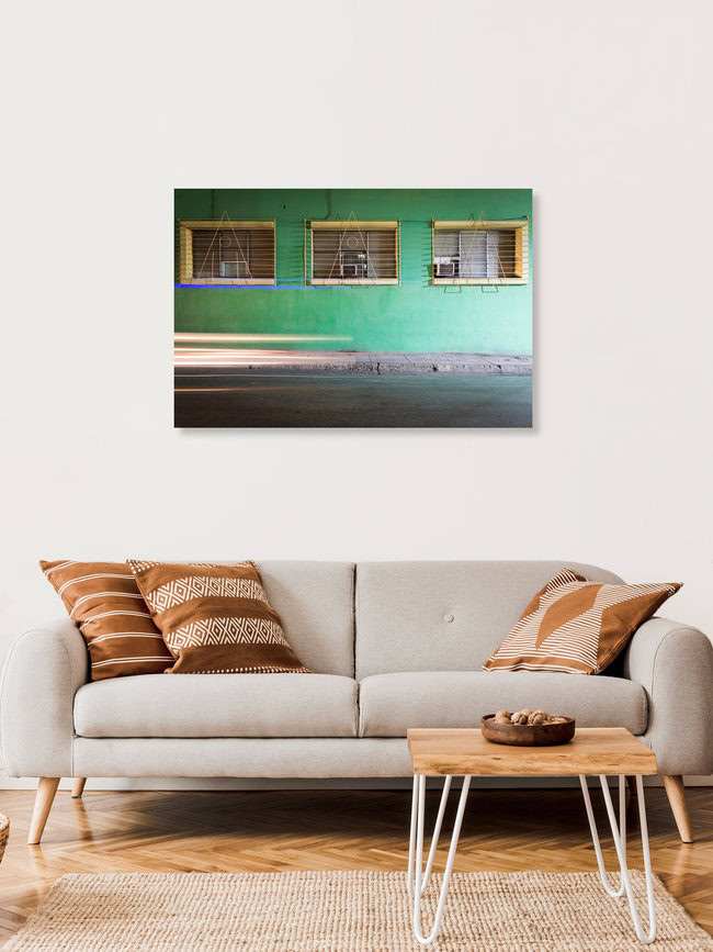 Green facade and headlights, Kuba – Fotokunst von Eva Stadler als Poster oder Acrylglasbild