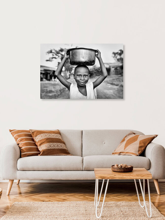 Mädchen in Mafubira, Uganda – wall art by Victoria Knobloch as Poster or Acrylic Glass Print