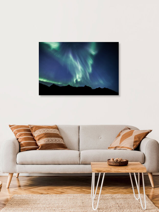 Magnetic Storm, Norwegen – Fotokunst von Sebastian Worm als Poster oder Acrylglasbild