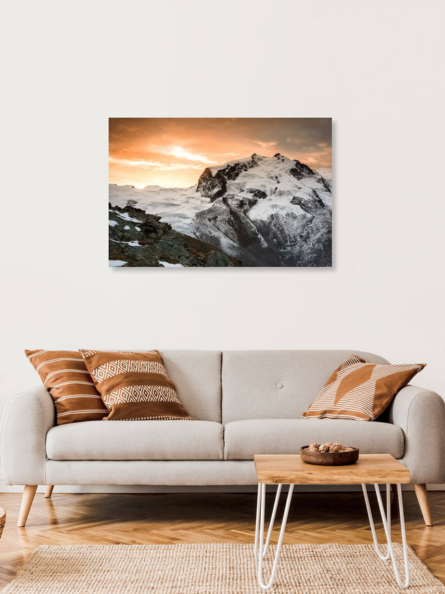 Monte Rosa bei Sonnenaufgang, Schweiz – Fotokunst von Peter Wey als Poster oder Acrylglasbild