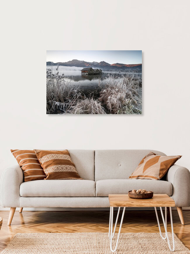 Die drei Hütten am Kochelsee I, Deutschland – Fotokunst von Franz Sussbauer als Poster oder Acrylglasbild