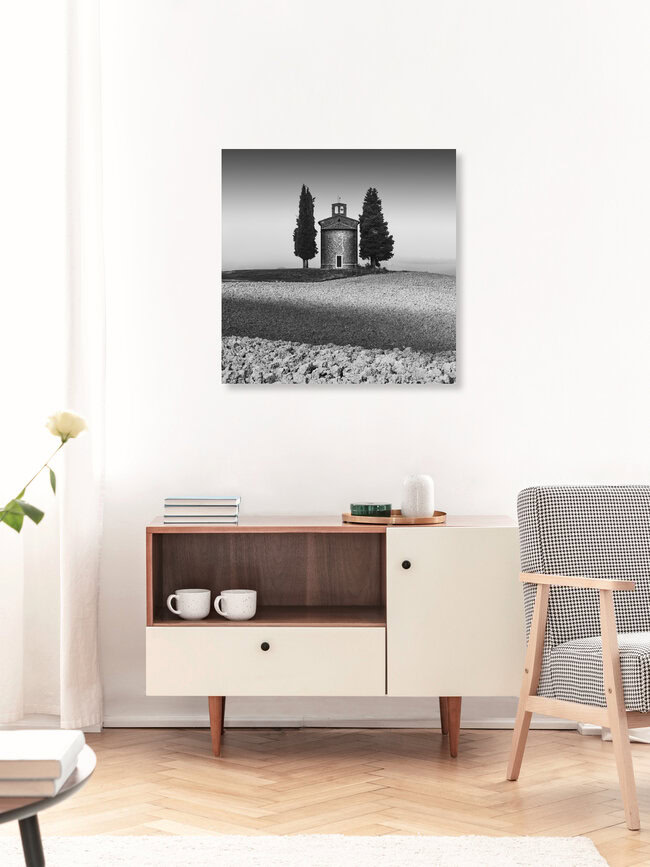 Capella della Madonna di Vitaleta - Toskana, Italien – Fotokunst von Ronny Behnert als Poster oder Acrylglasbild