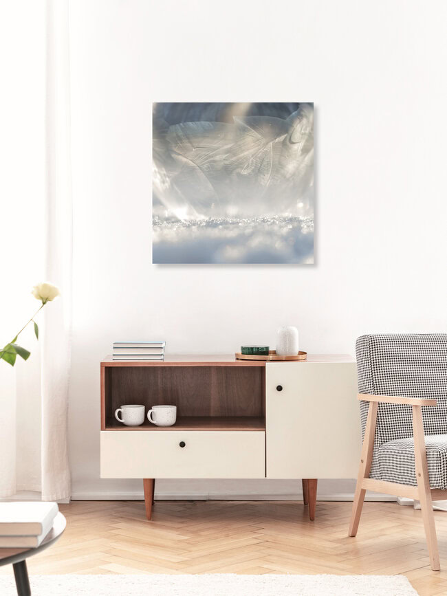 Gefrorene Seifenblase im Sonnenlicht, Deutschland – Fotokunst von Nadja Jacke als Poster oder Acrylglasbild