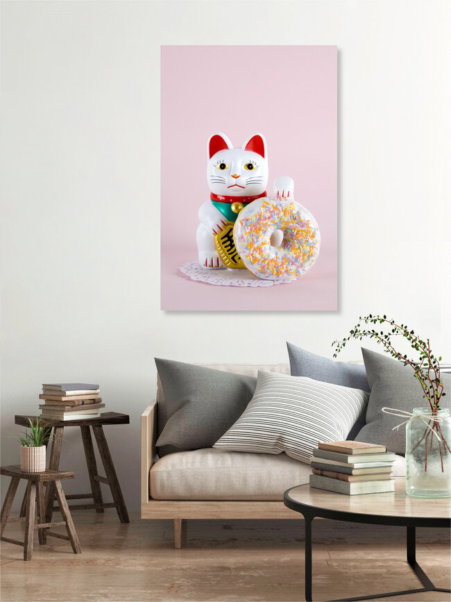 Maneki Donut, Belgien – Fotokunst von Loulou von Glup als Poster oder Acrylglasbild