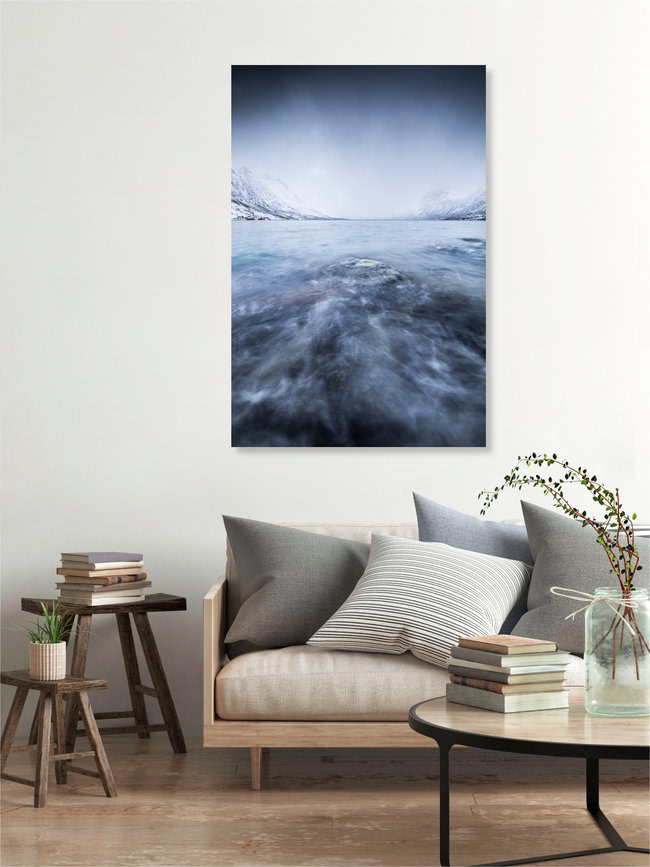 Arctic Storm, Norwegen – Fotokunst von Sebastian Worm als Poster oder Acrylglasbild