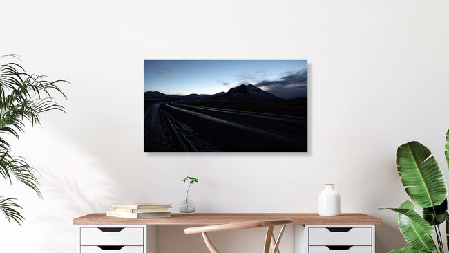 First lines of light, Island – Fotokunst von Thomas Lehn als Poster oder Acrylglasbild