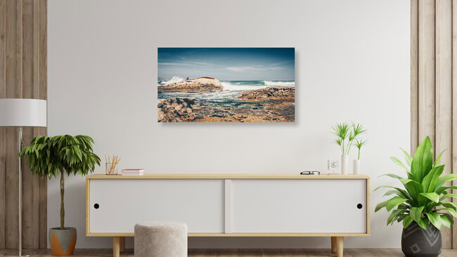 Auf den Steinen, an den Wellen, Südafrika – Fotokunst von Eva Stadler als Poster oder Acrylglasbild