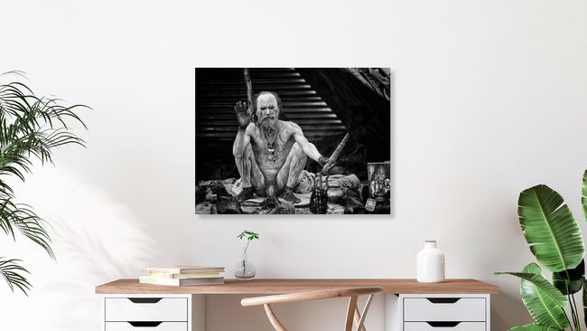 Naga Sadhu, Indien – Fotokunst von Jagdev Singh als Poster oder Acrylglasbild