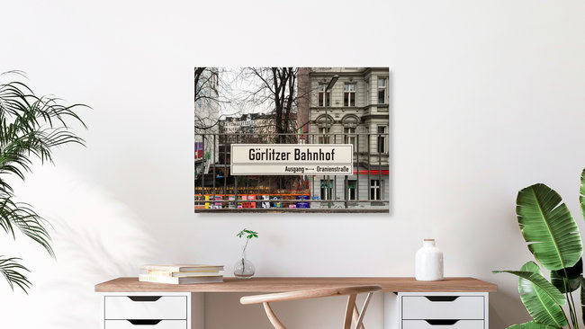 U-Bahnhof Göritzer Bahnhof, Deutschland – Fotokunst von Claudio Galamini als Poster oder Acrylglasbild