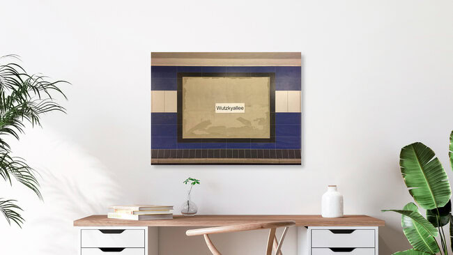 U-Bahnhof Wutzkyallee, Deutschland – Fotokunst von Claudio Galamini als Poster oder Acrylglasbild