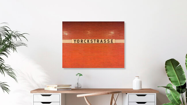 U-Bahnhof Yorckstrasse, Deutschland – Fotokunst von Claudio Galamini als Poster oder Acrylglasbild
