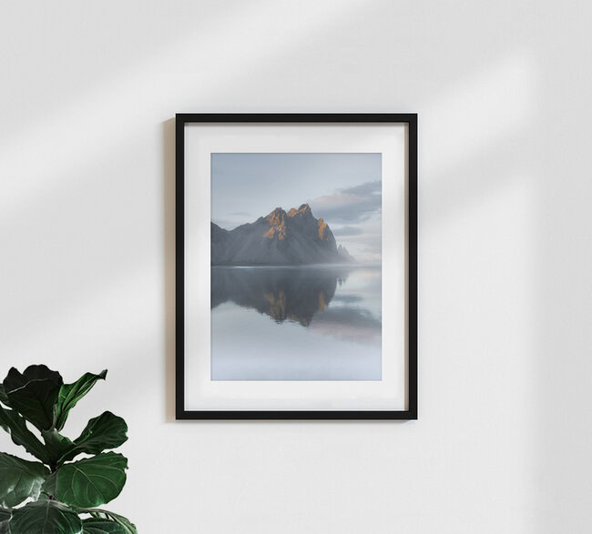 Vestrahorn, Island, Island – Fotokunst von Reiner Hofer als Poster oder Acrylglasbild
