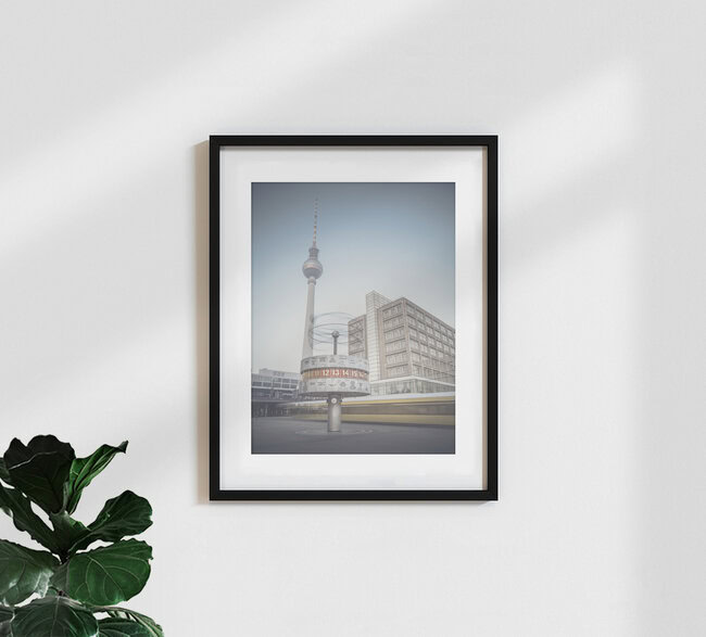 Fernsehturm, Deutschland – Fotokunst von Ronny Behnert als Poster oder Acrylglasbild