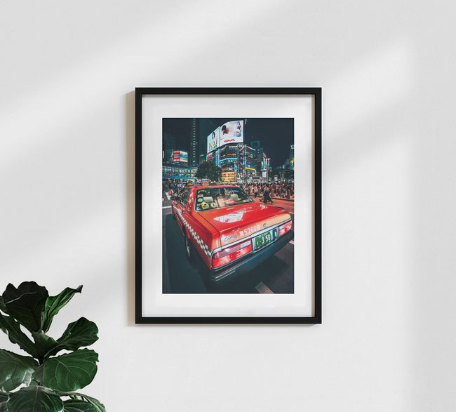 Japanese Taxi, Japan – Fotokunst von Dimitri Luft als Poster oder Acrylglasbild