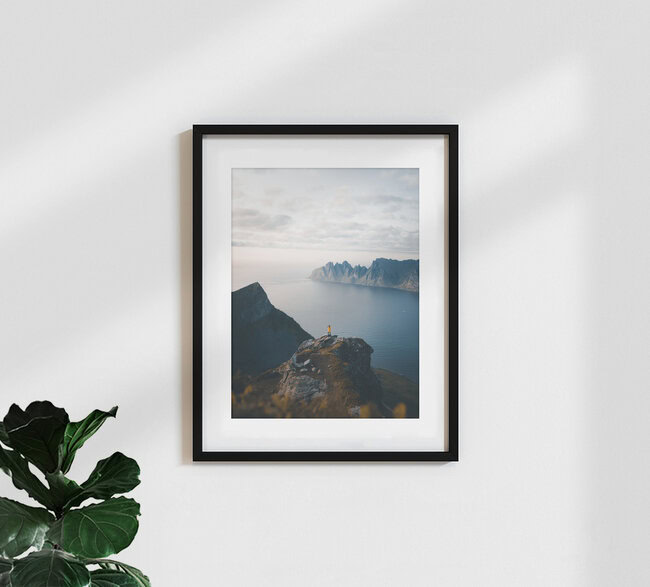 Arctic Mountains, Norwegen – Fotokunst von Philipp Pablitschko als Poster oder Acrylglasbild