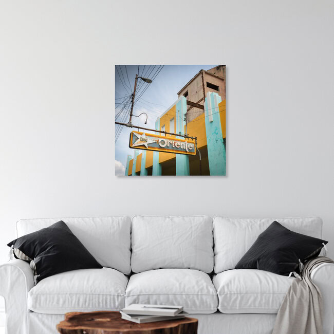 Cine Oriente, Kuba – Fotokunst von Eva Stadler als Poster oder Acrylglasbild